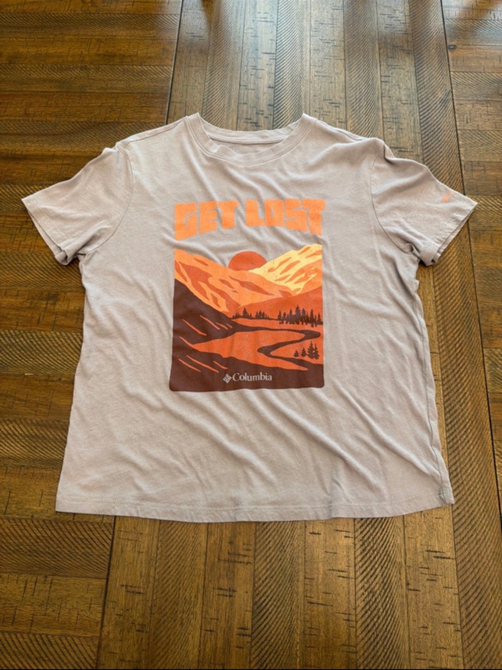 Women's Short Sleeve Crew Tee in Light Beige